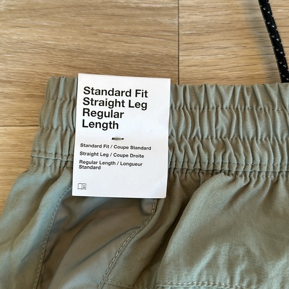 MEN'S NIKE AIR MAX WOVEN CARGO PANTS COLOR
Dark Stucco/Dark Stucco/Black - Picture 10 of 11